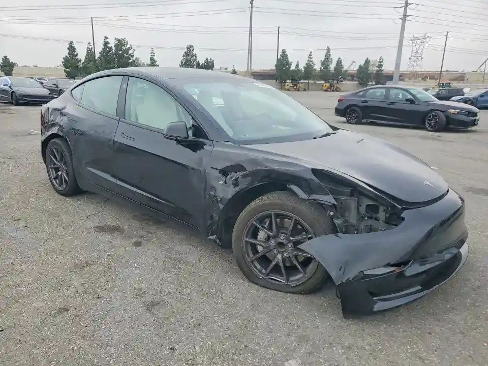 5YJ3E1EA3PF587702 2023 TESLA MODEL 3-3