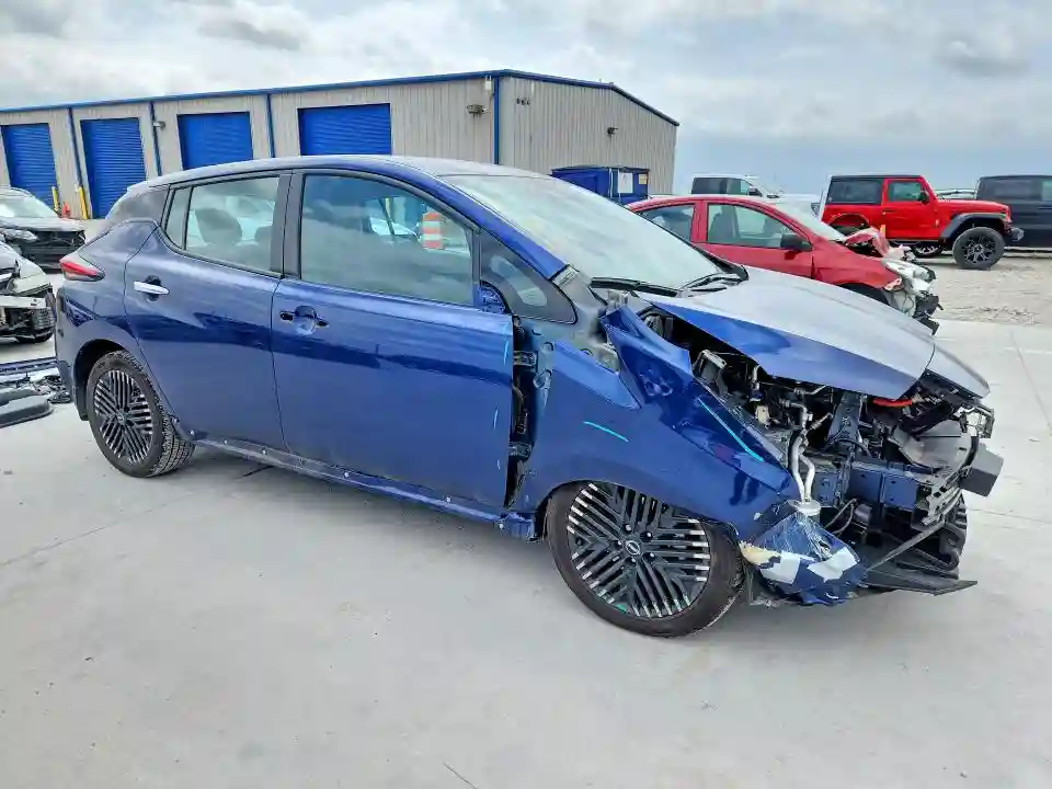 1N4CZ1CV0RC551854 2024 NISSAN LEAF-3