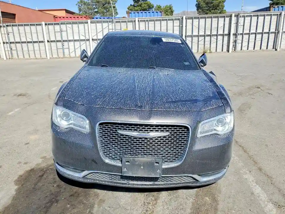 2C3CCAAG8KH676026 2019 CHRYSLER 300-4