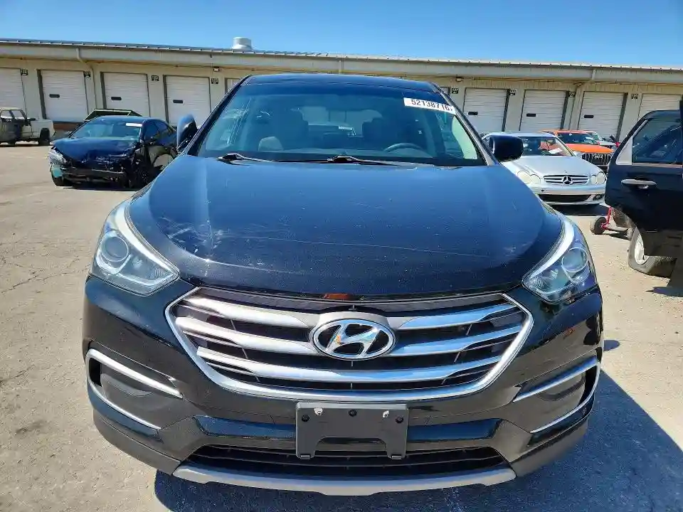 5NMZT3LB9JH091039 2018 HYUNDAI SANTA FE-4