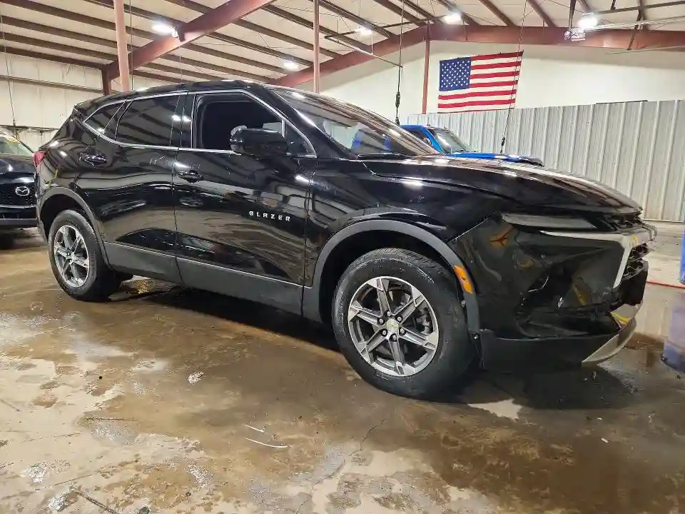 3GNKBHR41PS102439 2023 CHEVROLET BLAZER-3