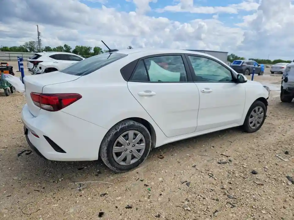 3KPA24AD1PE616007 2023 KIA RIO-2