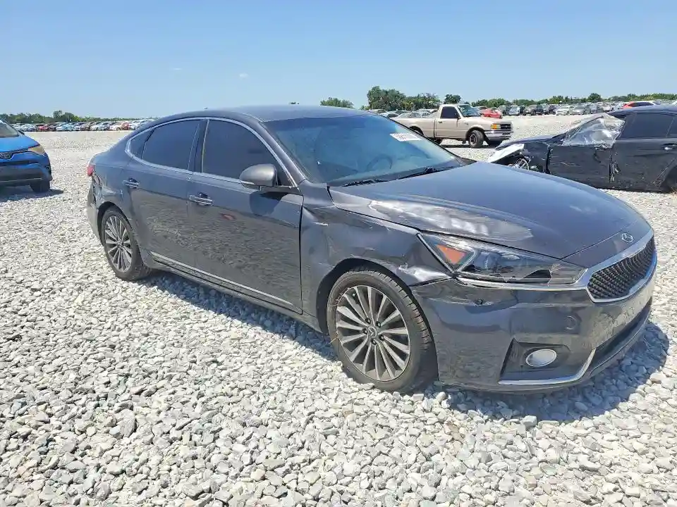 KNALB4J17H5073223 2017 KIA CADENZA-3
