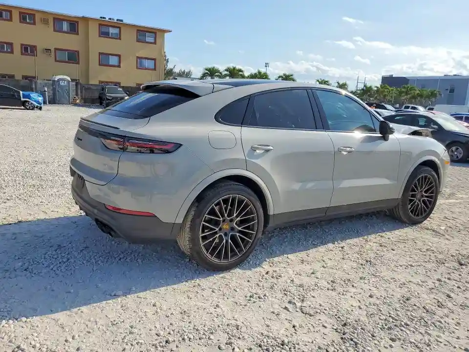 WP1BA2AY4MDA41282 2021 PORSCHE CAYENNE-2