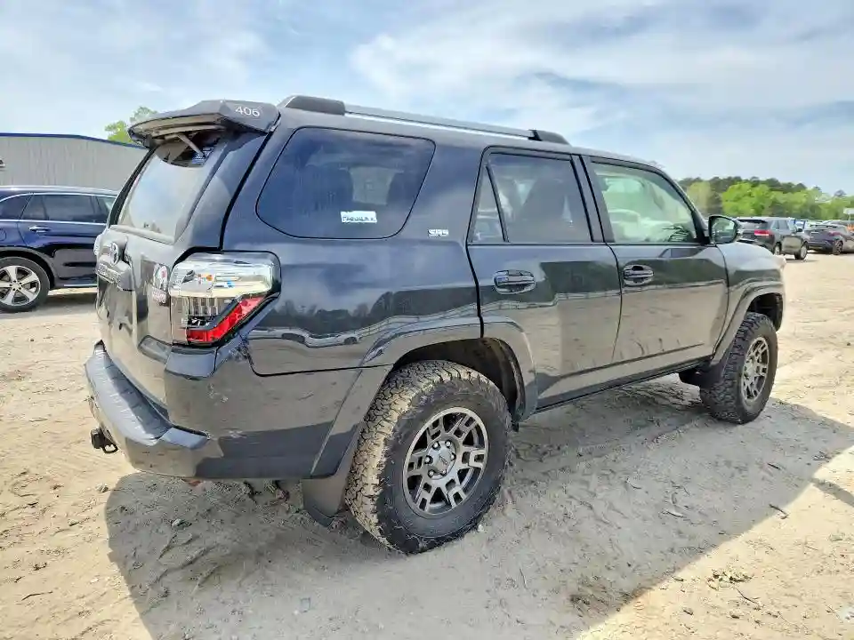 JTEFU5JRXR5305297 2024 TOYOTA 4RUNNER-2