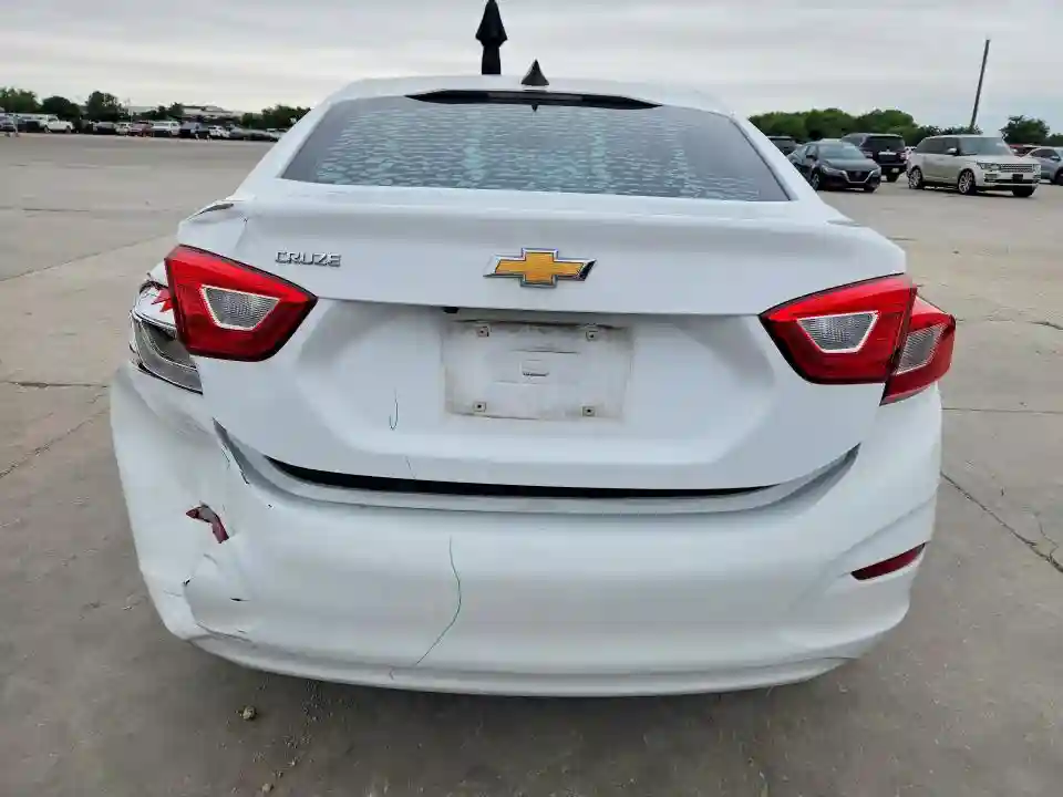 1G1BC5SMXJ7236444 2018 CHEVROLET CRUZE-5