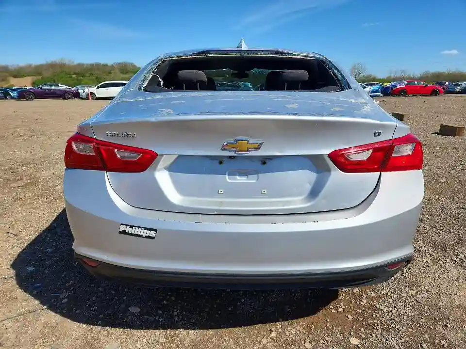 1G1ZD5ST2JF253571 2018 CHEVROLET MALIBU-5