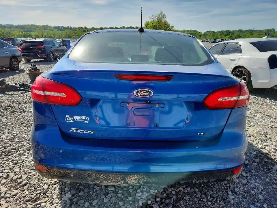 1FADP3F27JL215999 2018 FORD FOCUS-5