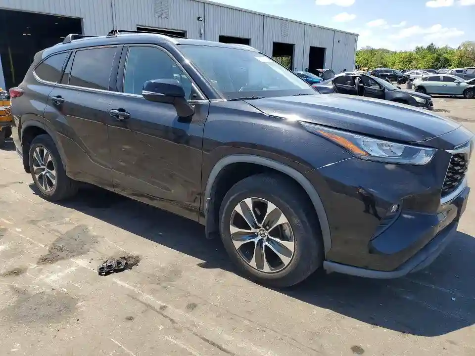 5TDGZRAH5LS513372 2020 TOYOTA HIGHLANDER-3