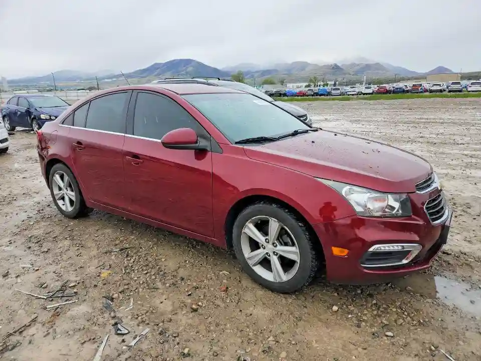 1G1PE5SB4F7138645 2015 CHEVROLET CRUZE-3