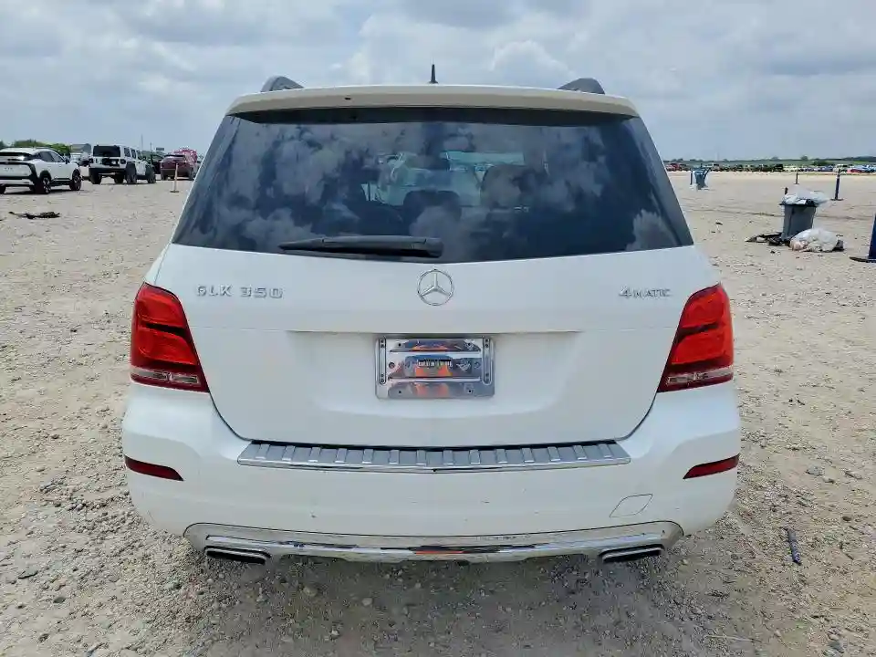 WDCGG8JB3FG387985 2015 MERCEDES-BENZ GLK-CLASS-5