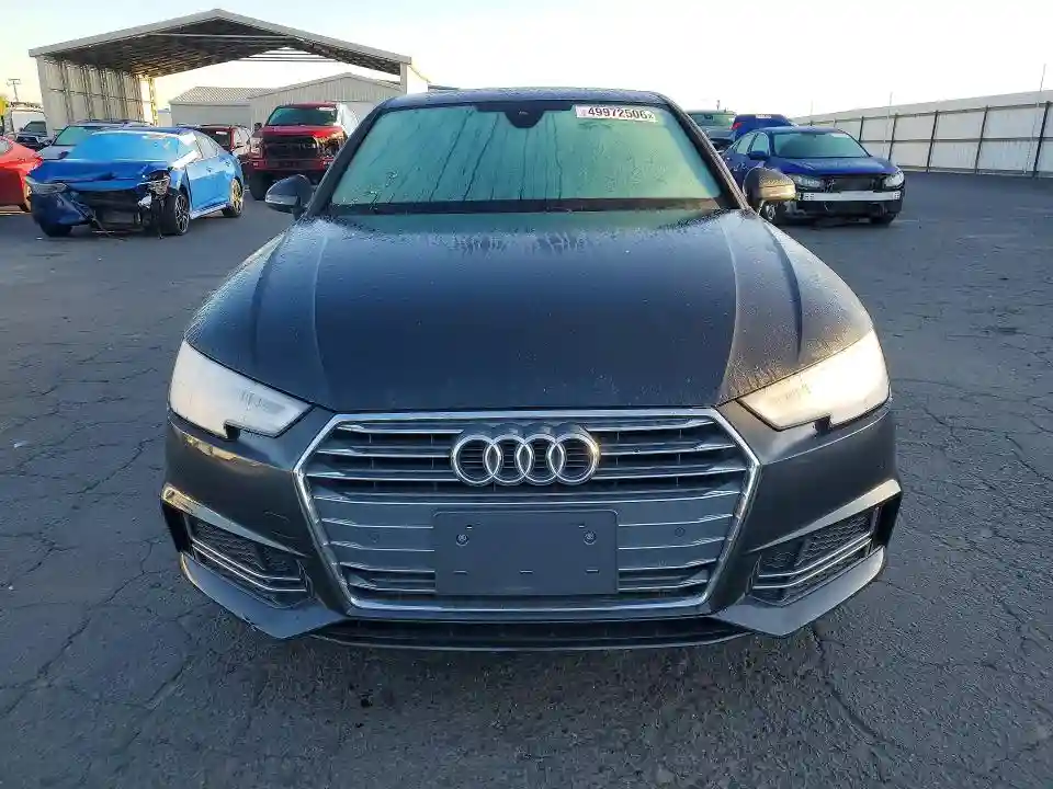 WAULMAF42JA074319 2018 AUDI A4-4