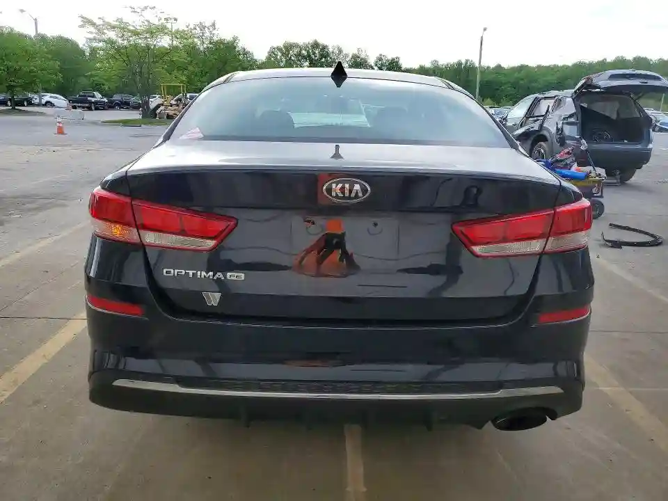 5XXGT4L32KG325785 2019 KIA OPTIMA LX-5