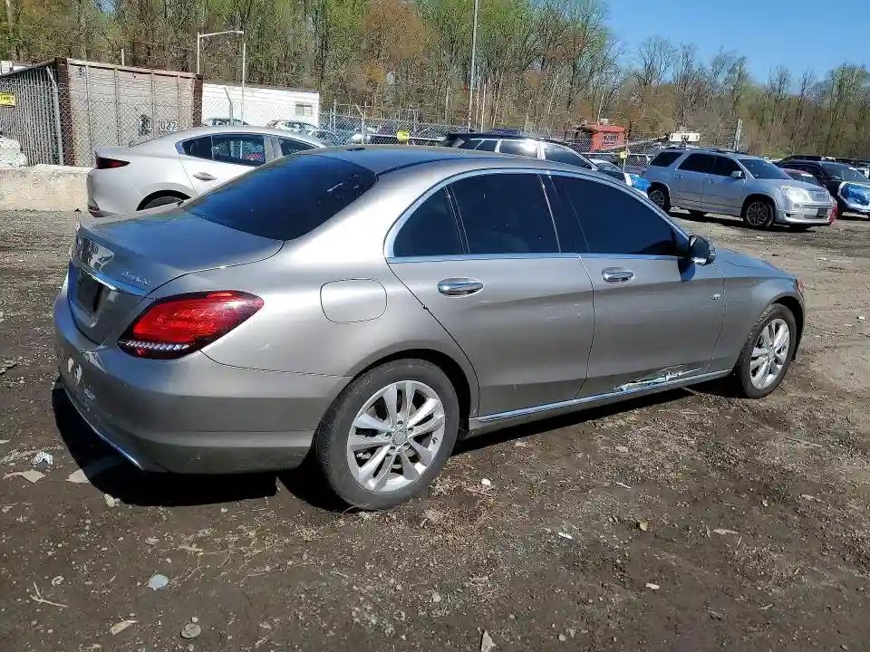 55SWF8EB8KU299922 2019 MERCEDES-BENZ C-CLASS-2