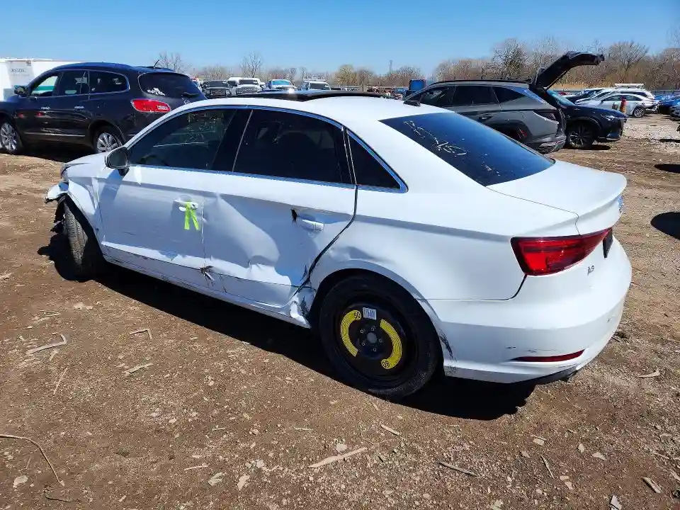 WAUAUGFF0KA076132 2019 AUDI A3-1