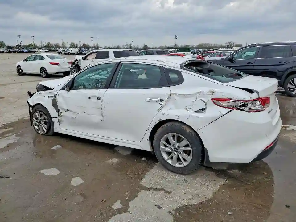 5XXGT4L38JG204872 2018 KIA OPTIMA-1