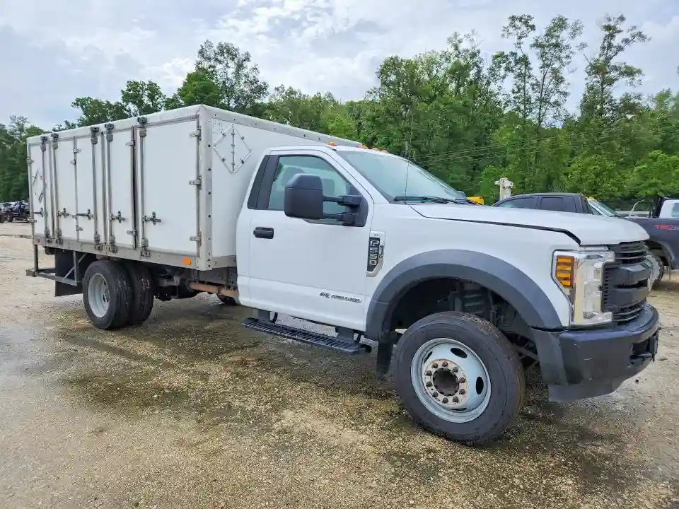 1FDUF5GT9JDA00453 2018 FORD F550-3