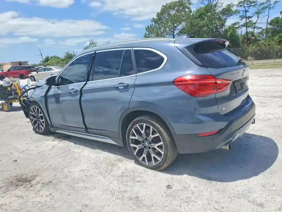 WBXJG7C06L5R36638 2020 BMW X1-1