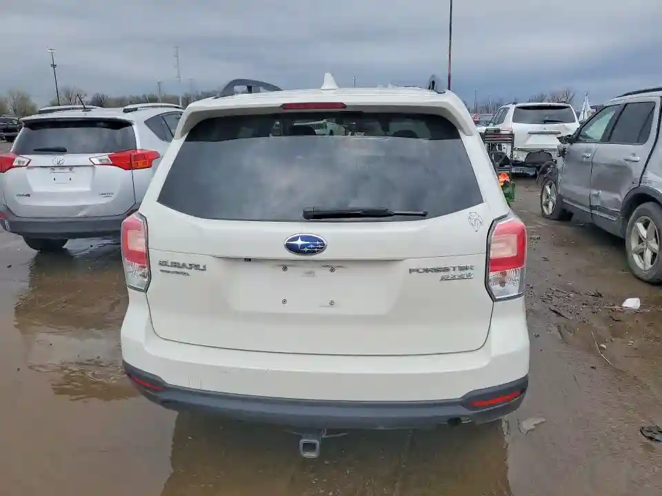 JF2SJAGCXHH486861 2017 SUBARU FORESTER-5