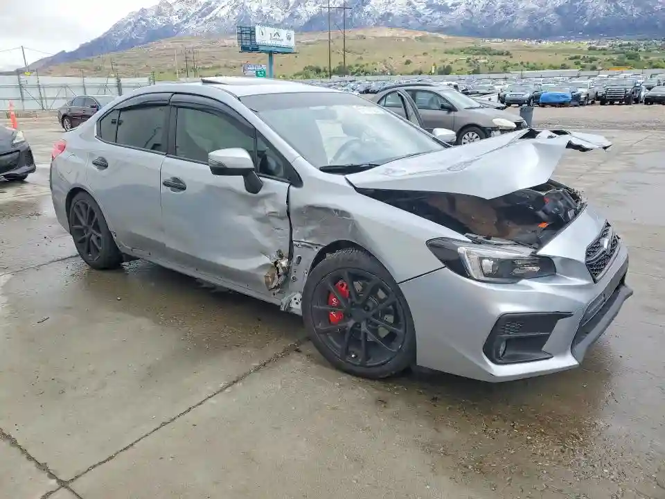 JF1VA1L6XJ8810933 2018 SUBARU WRX-3