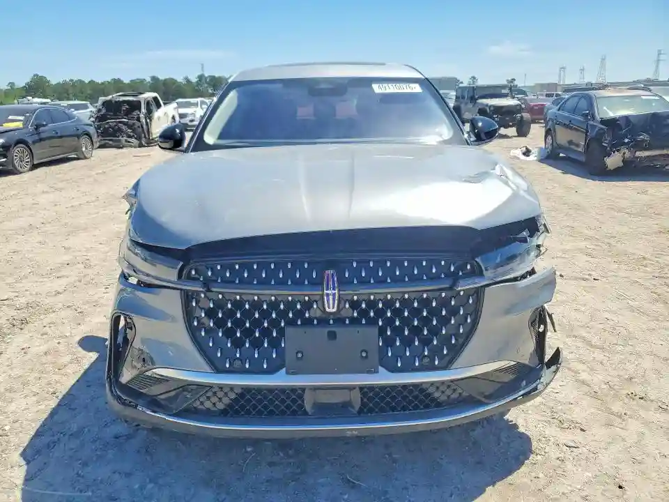 5LMPJ8J49SJ921795 2025 LINCOLN NAUTILUS P-4