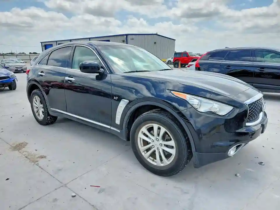 JN8CS1MW6HM415022 2017 INFINITI QX70-3