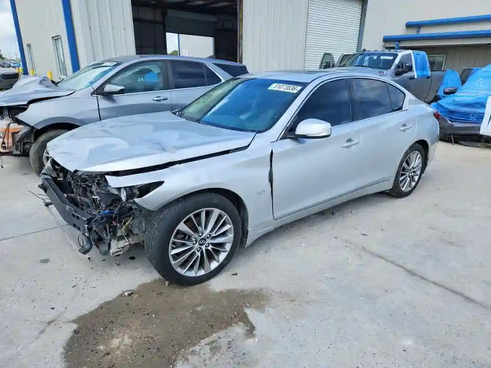 JN1EV7AR1JM612220 2018 INFINITI Q50-0