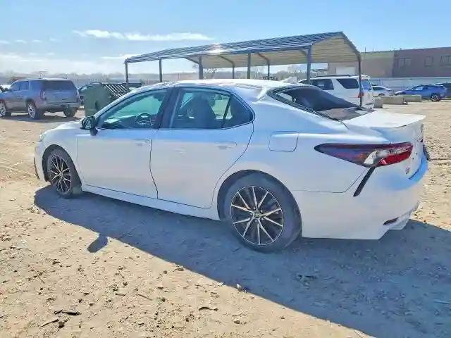4T1G11AK8MU541762 2021 TOYOTA CAMRY-1