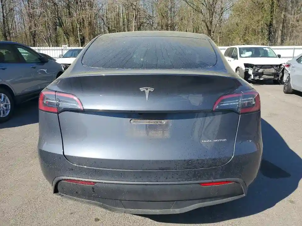 7SAYGDEE3PA036061 2023 TESLA MODEL Y-5
