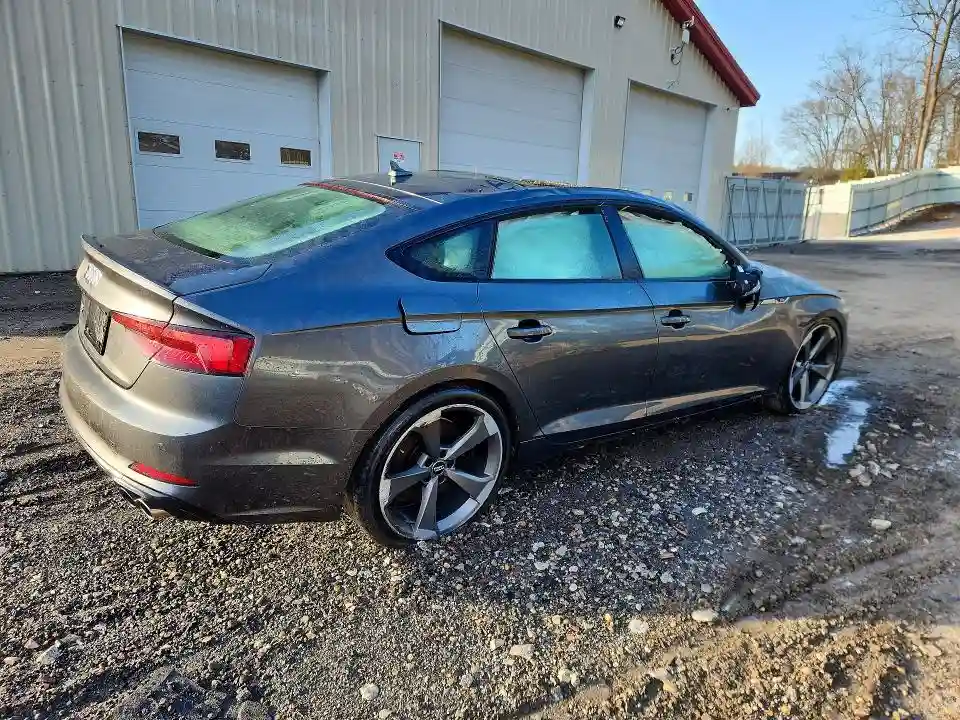 WAUB4CF53KA017631 2019 AUDI S5/RS5-2