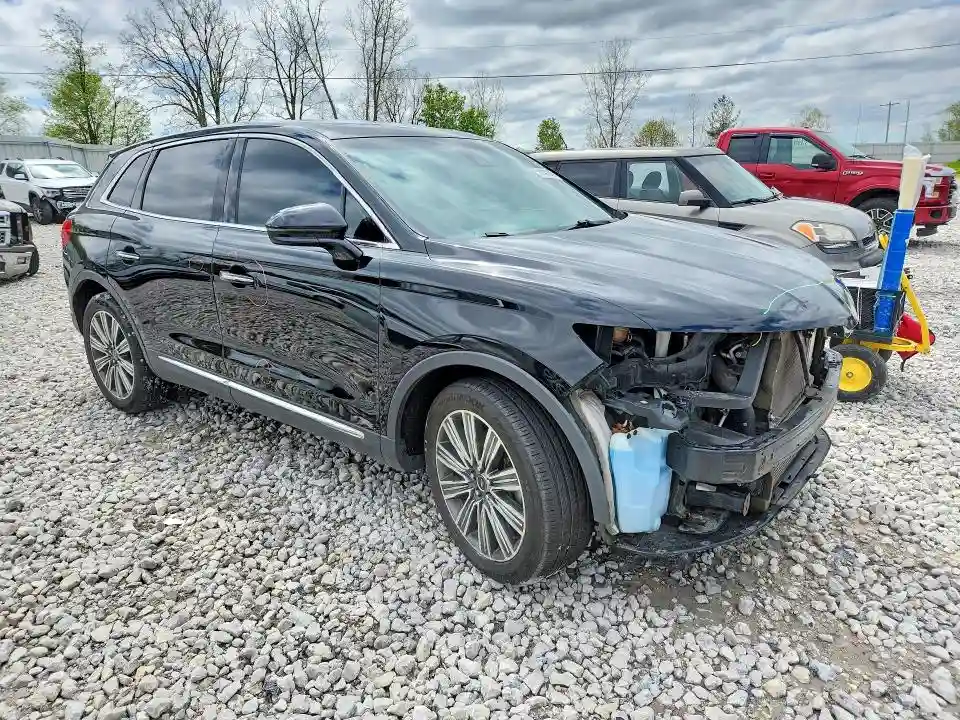 2LMPJ9JP9GBL74773 2016 LINCOLN MKX-3