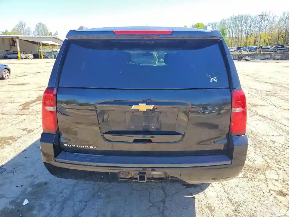 1GNSKGKC2JR122818 2018 CHEVROLET SUBURBAN-5