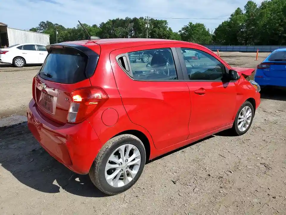 KL8CD6SA1LC475887 2020 CHEVROLET SPARK-2