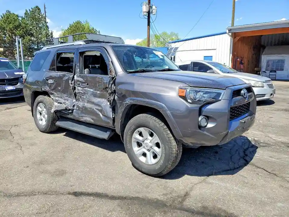 JTEBU5JR1J5596131 2018 TOYOTA 4RUNNER-3