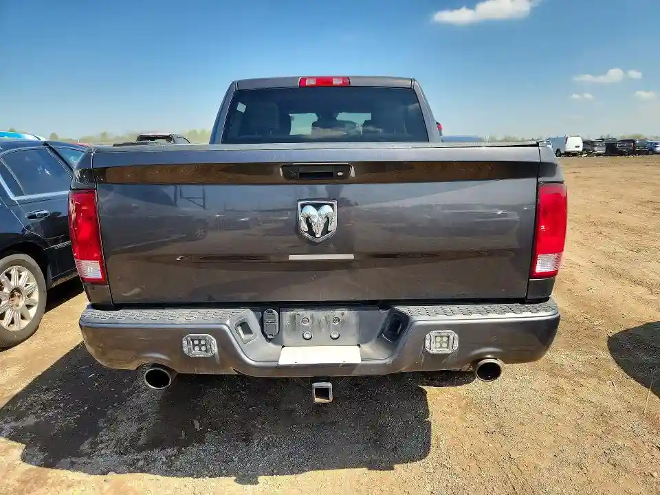 3C6RR7KTXHG556229 2017 RAM 1500-5