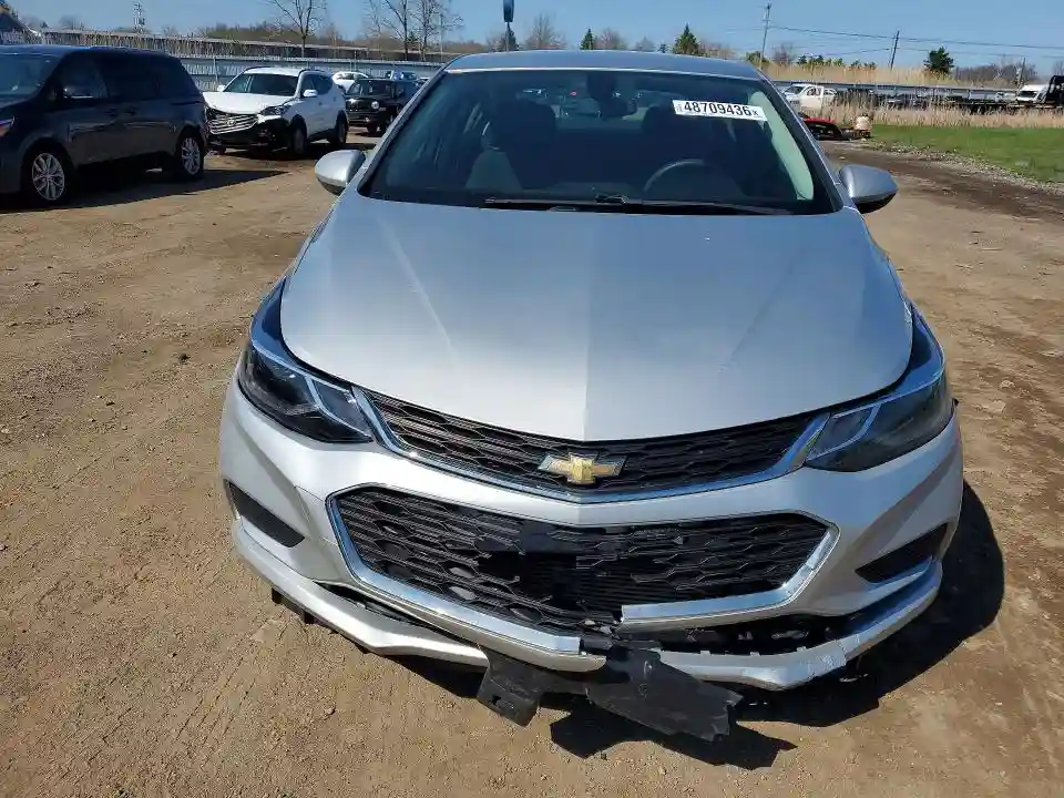 1G1BE5SM0H7135613 2017 CHEVROLET CRUZE-4