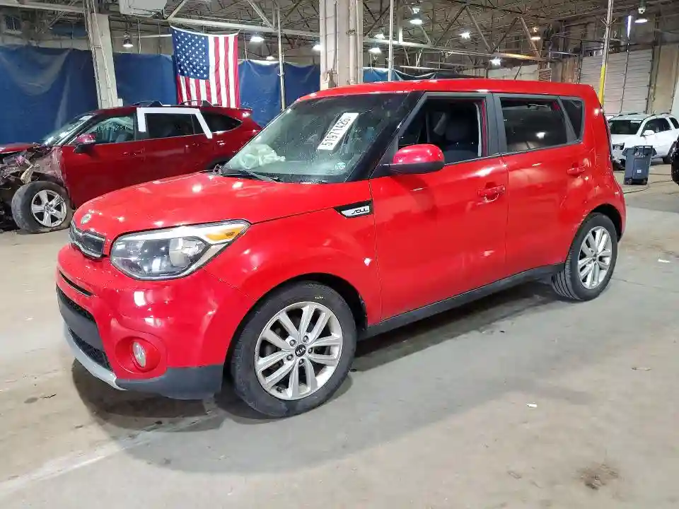 KNDJP3A50J7563313 2018 KIA SOUL-0