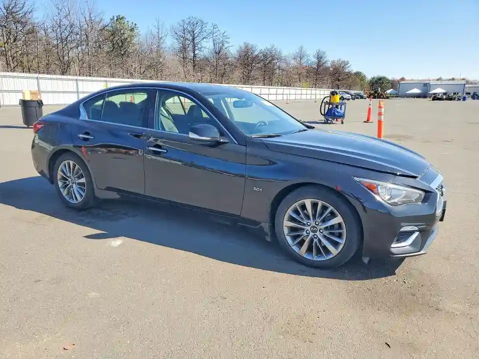 JN1EV7AR9KM556254 2019 INFINITI Q50-3