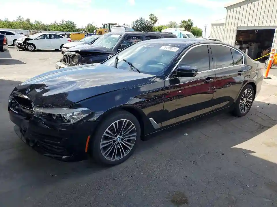 WBAJR3C03LWW83110 2020 BMW 5 SERIES-0