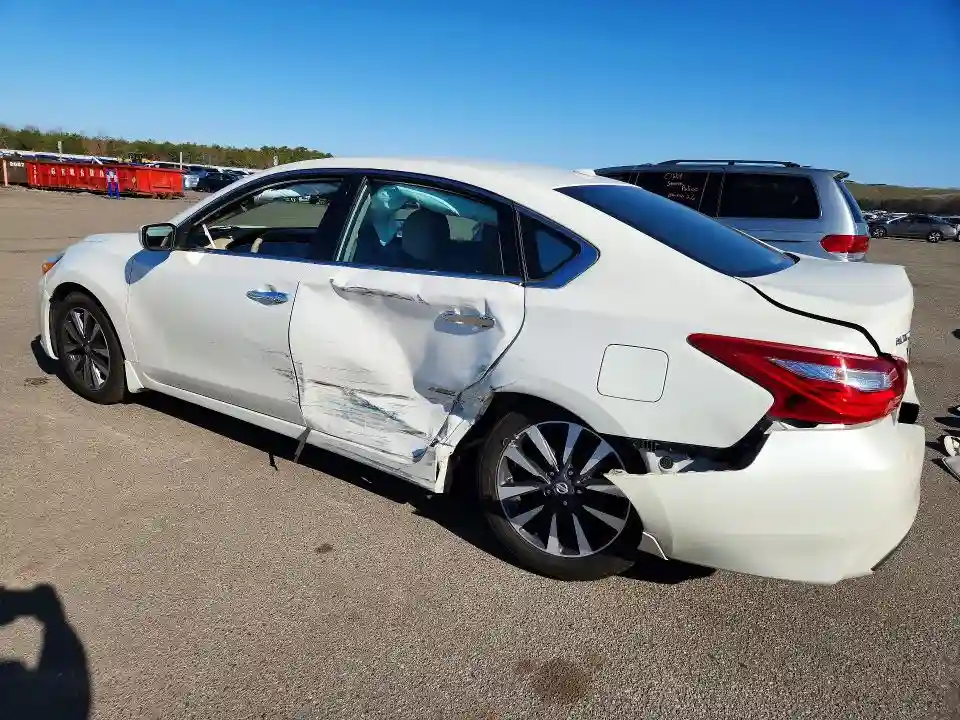 1N4AL3APXGC277083 2016 NISSAN ALTIMA-1