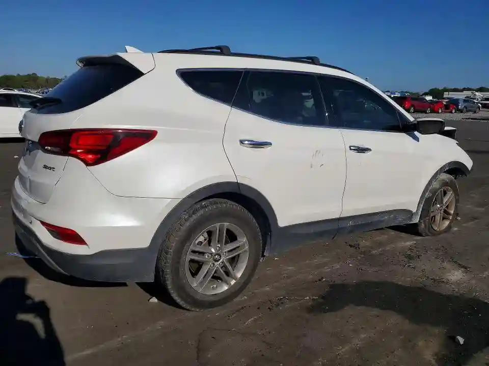 5NMZU3LBXJH066633 2018 HYUNDAI SANTA FE-2