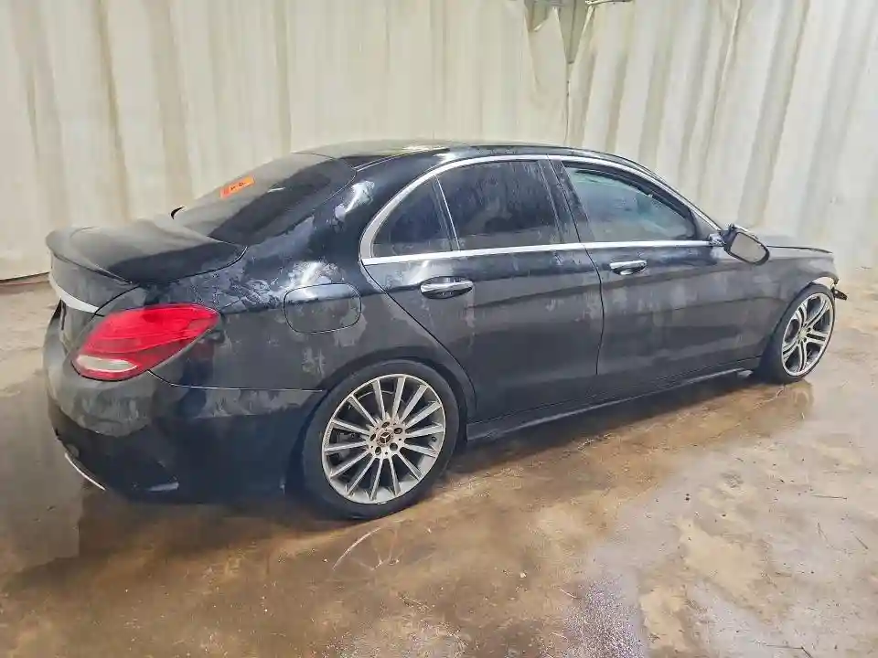 55SWF4JB1HU230738 2017 MERCEDES-BENZ C-CLASS-2