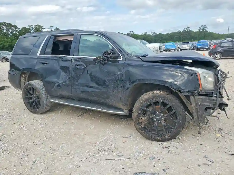 1GKS2BKC1HR149776 2017 GMC YUKON-3