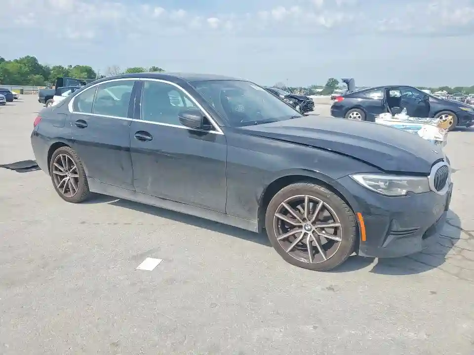 3MW5R7J04L8B23679 2020 BMW 3 SERIES-3