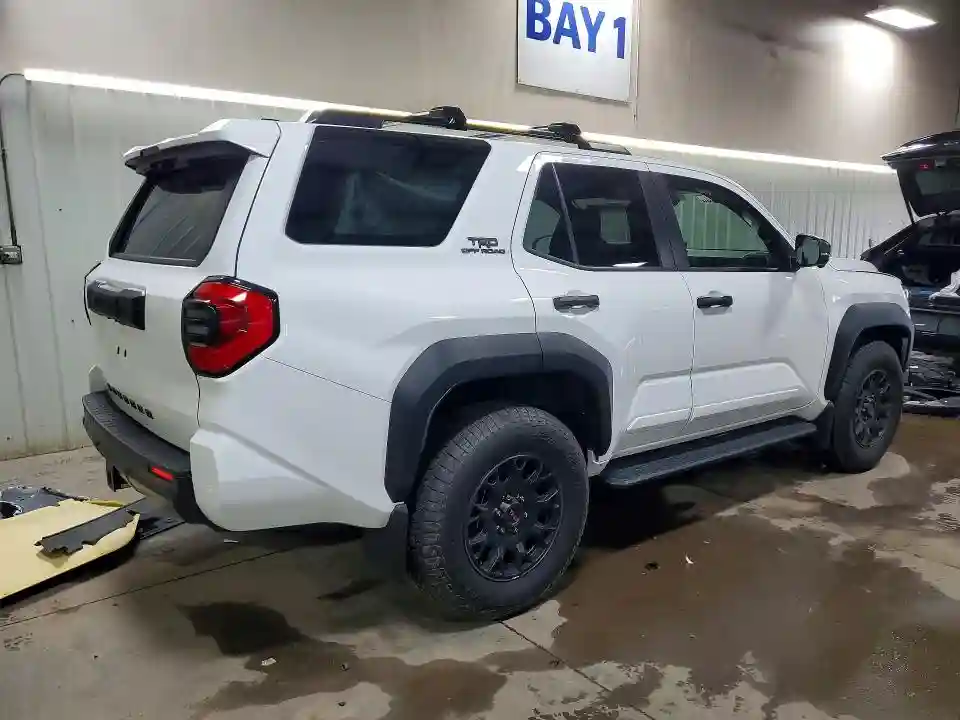 JTEVA5BR4S5048498 2025 TOYOTA 4RUNNER-2