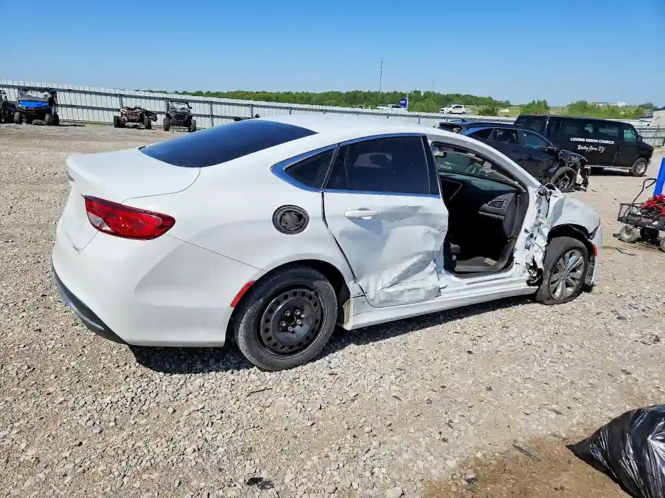 1C3CCCAB3GN124500 2016 CHRYSLER 200-2