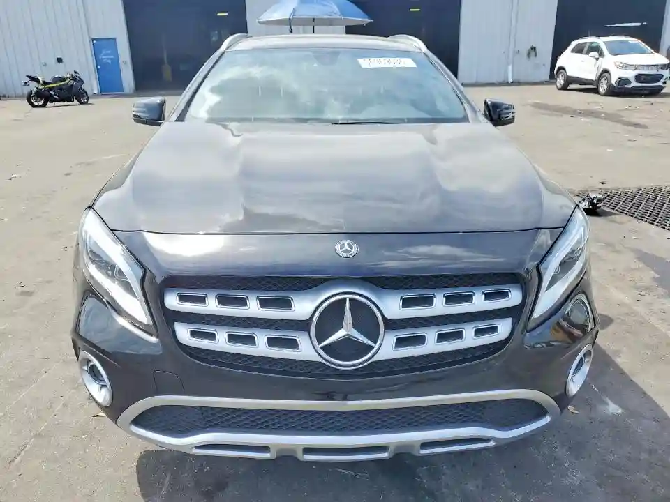 WDCTG4EB9KU018738 2019 MERCEDES-BENZ GLA-CLASS-4