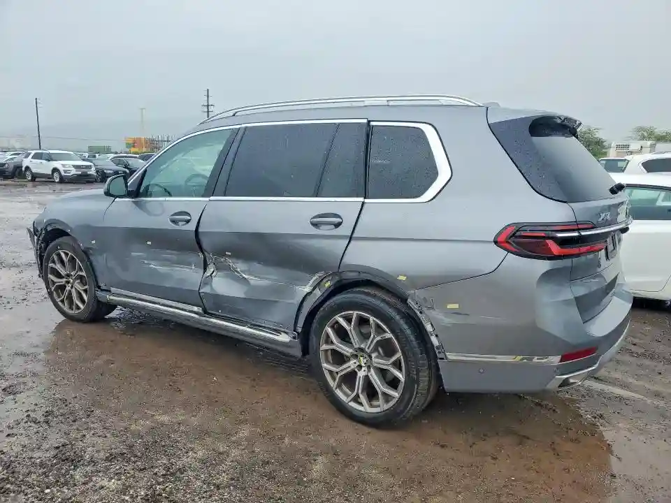 5UX23EM03S9W24587 2025 BMW X7-1