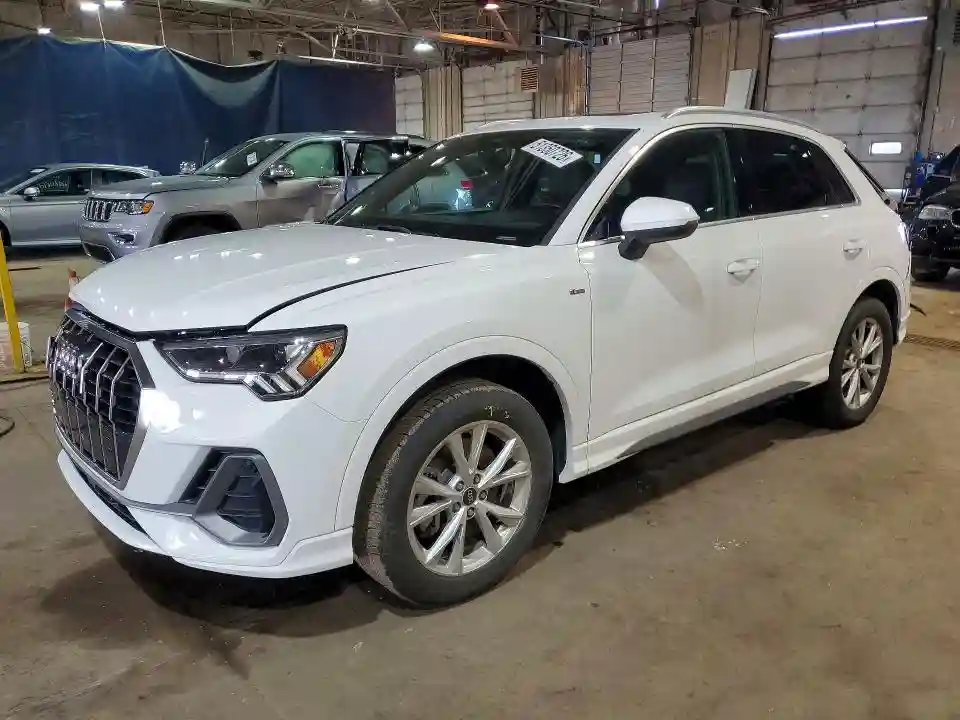 WA1DECF32R1054763 2024 AUDI Q3-0
