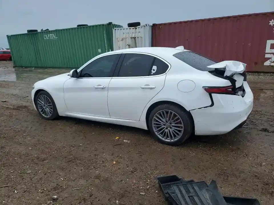 ZARFAEEN7H7550040 2017 ALFA ROMEO GIULIA-1